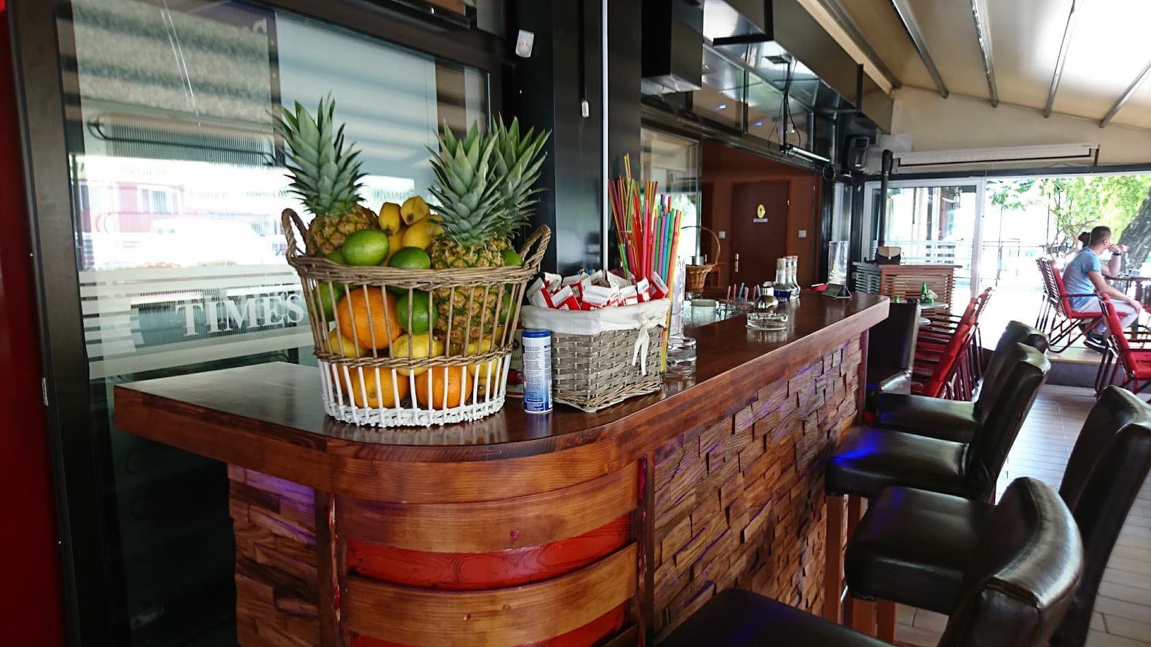 Cafe Bar Times Square 92